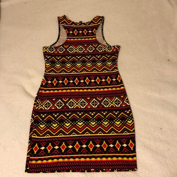 ❤️Fitted Dress❤️ - Picture 3 of 4